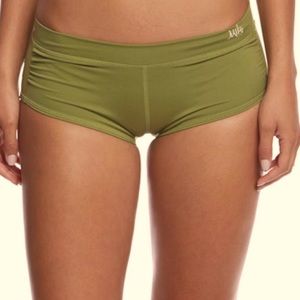 NWOT Mika Yoga Wear Ella shorts
